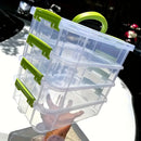 Caixa organizadora transparente com 4 gavetas e alça verde, ideal para armazenar maquiagem, acessórios, ferramentas, materiais de artesanato e pequenos objetos.
