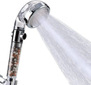 Chuveiro de alta pressão com filtro mineral e três modos de jato para economia de água e banho mais confortável.